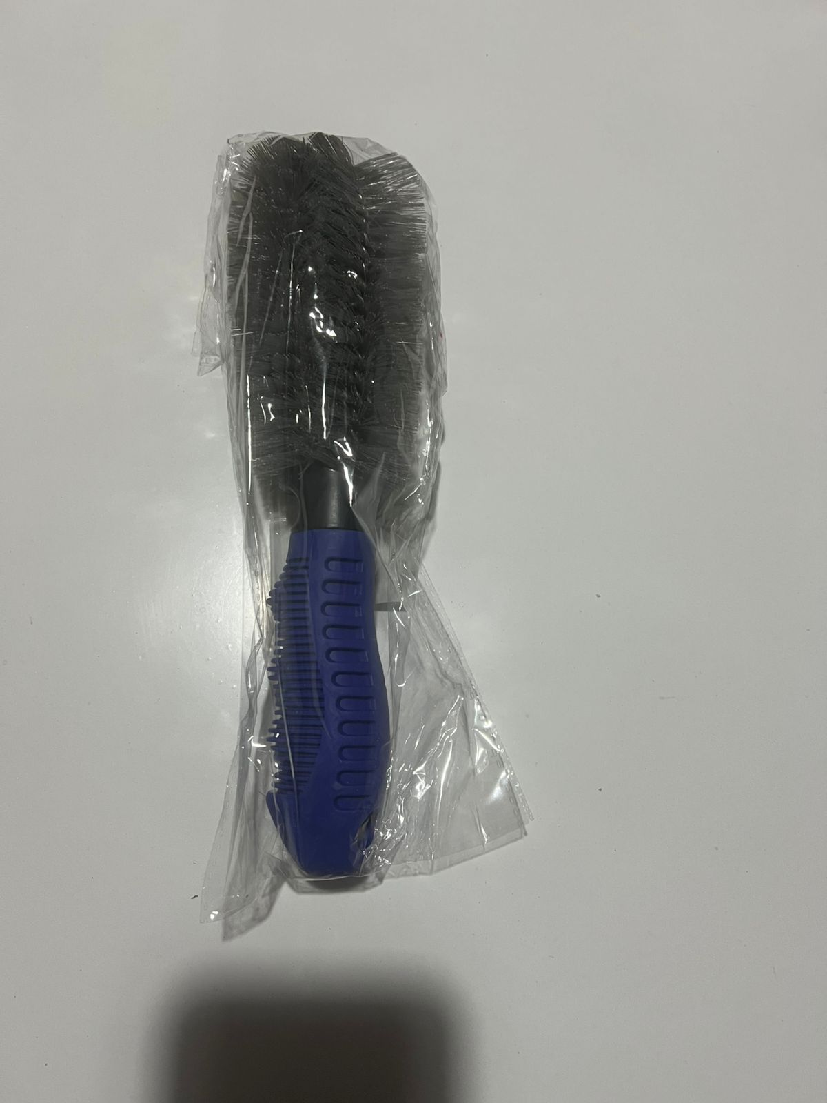 Cepillo para Llantas de 4 Alambres